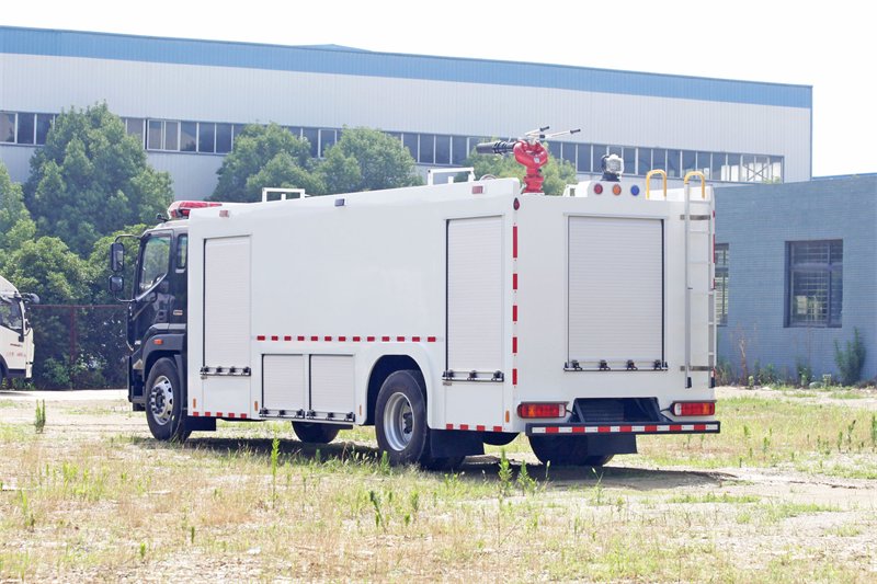 洒水车水泵保养周期与停机风险阈值：按运行小时与工况设置